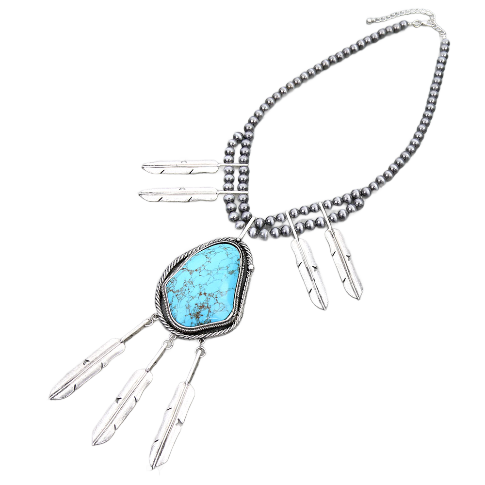 FEATHER QUEEN NECKLACE